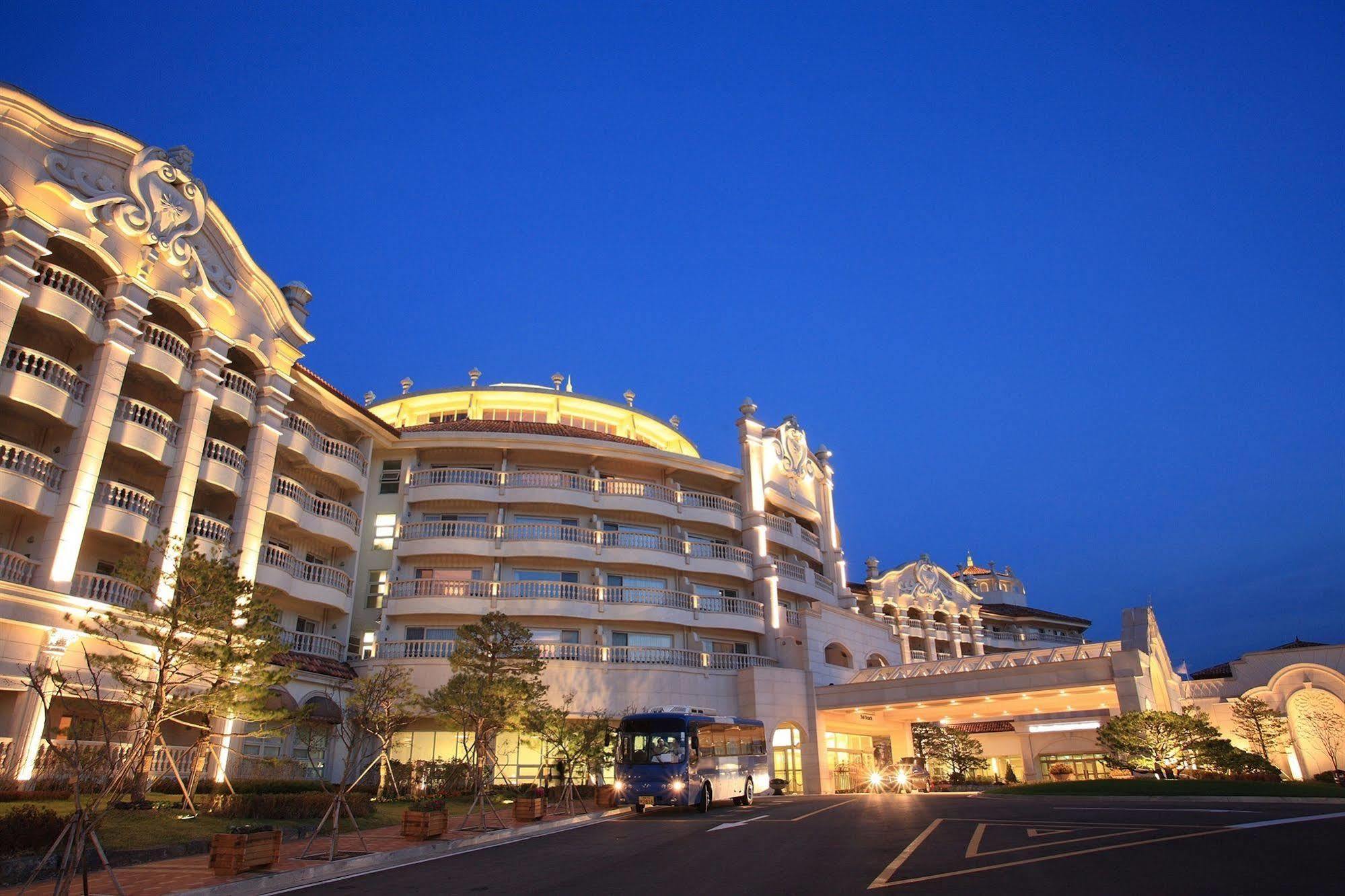 Sol Beach Yangyang Exterior foto